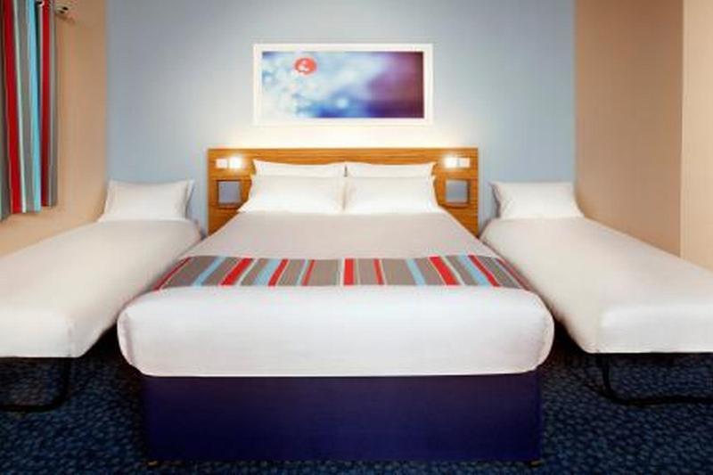 Travelodge Cambridge Orchard Park Milton  Exterior photo