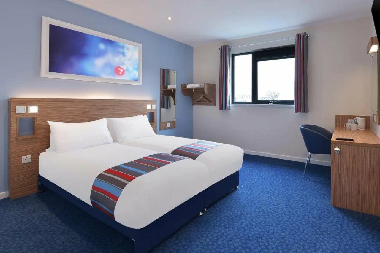 Travelodge Cambridge Orchard Park Milton  Exterior photo